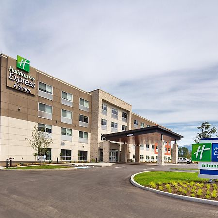 Holiday Inn Express & Suites Terrace By Ihg Kültér fotó