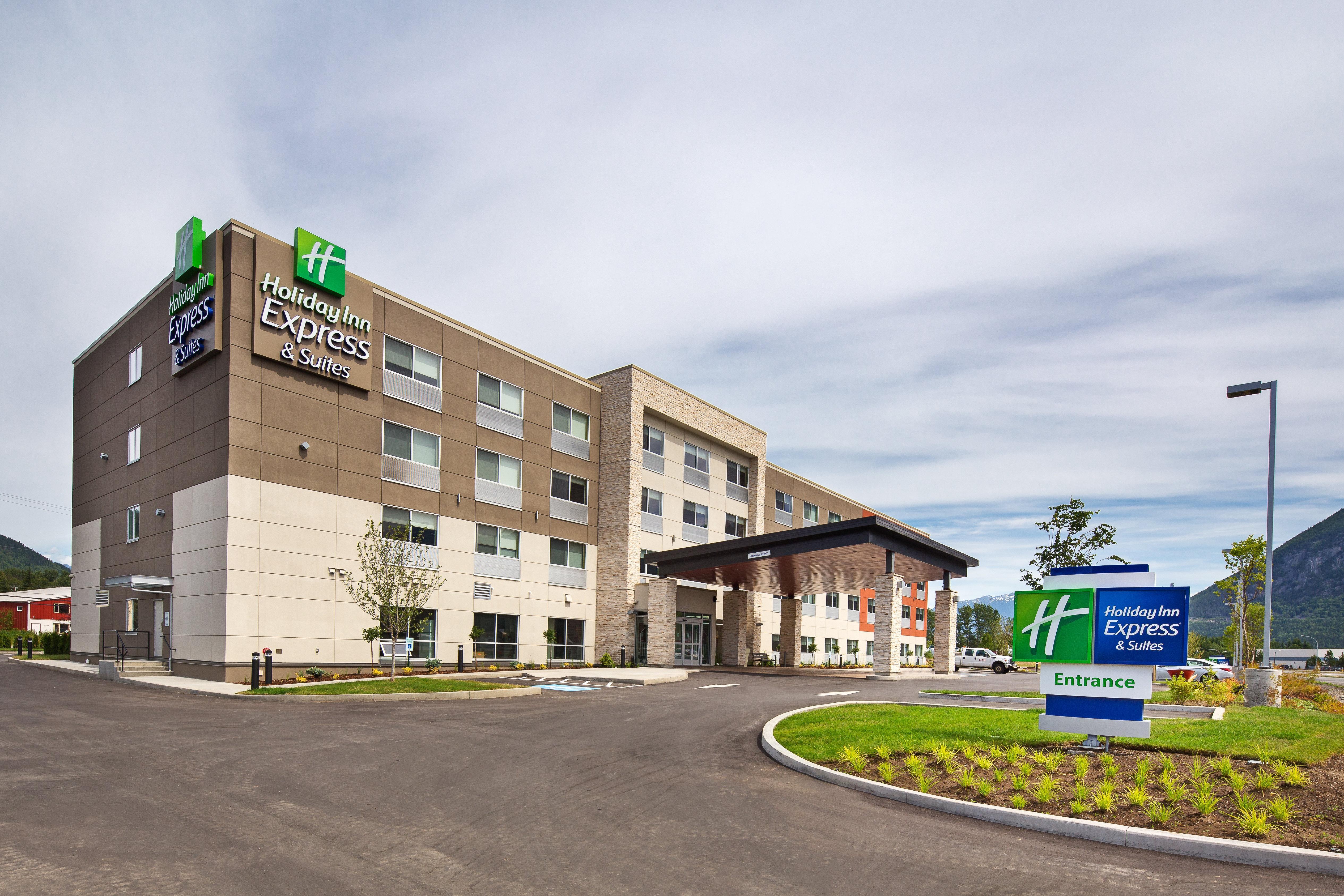 Holiday Inn Express & Suites Terrace By Ihg Kültér fotó